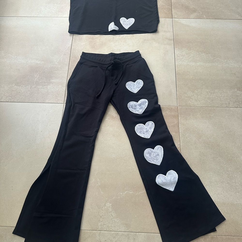 Black Heart Print Women's Pants
